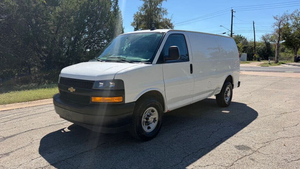 2020 CHEVROLET Express