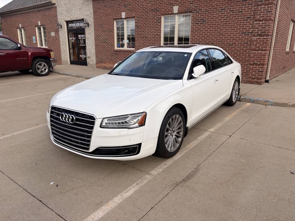 2015 AUDI A8