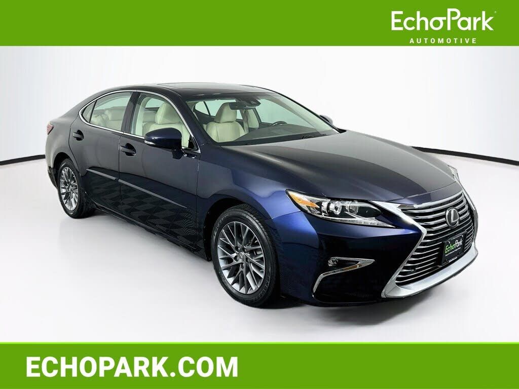 2018 LEXUS ES