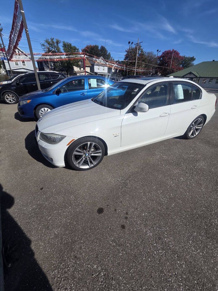 2011 BMW 3 Series