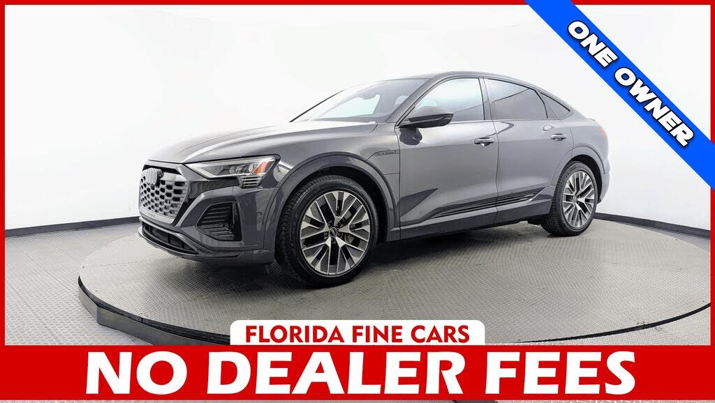 2024 AUDI Q8