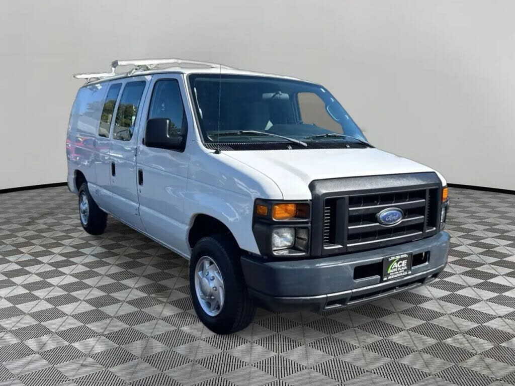 2011 FORD E-150