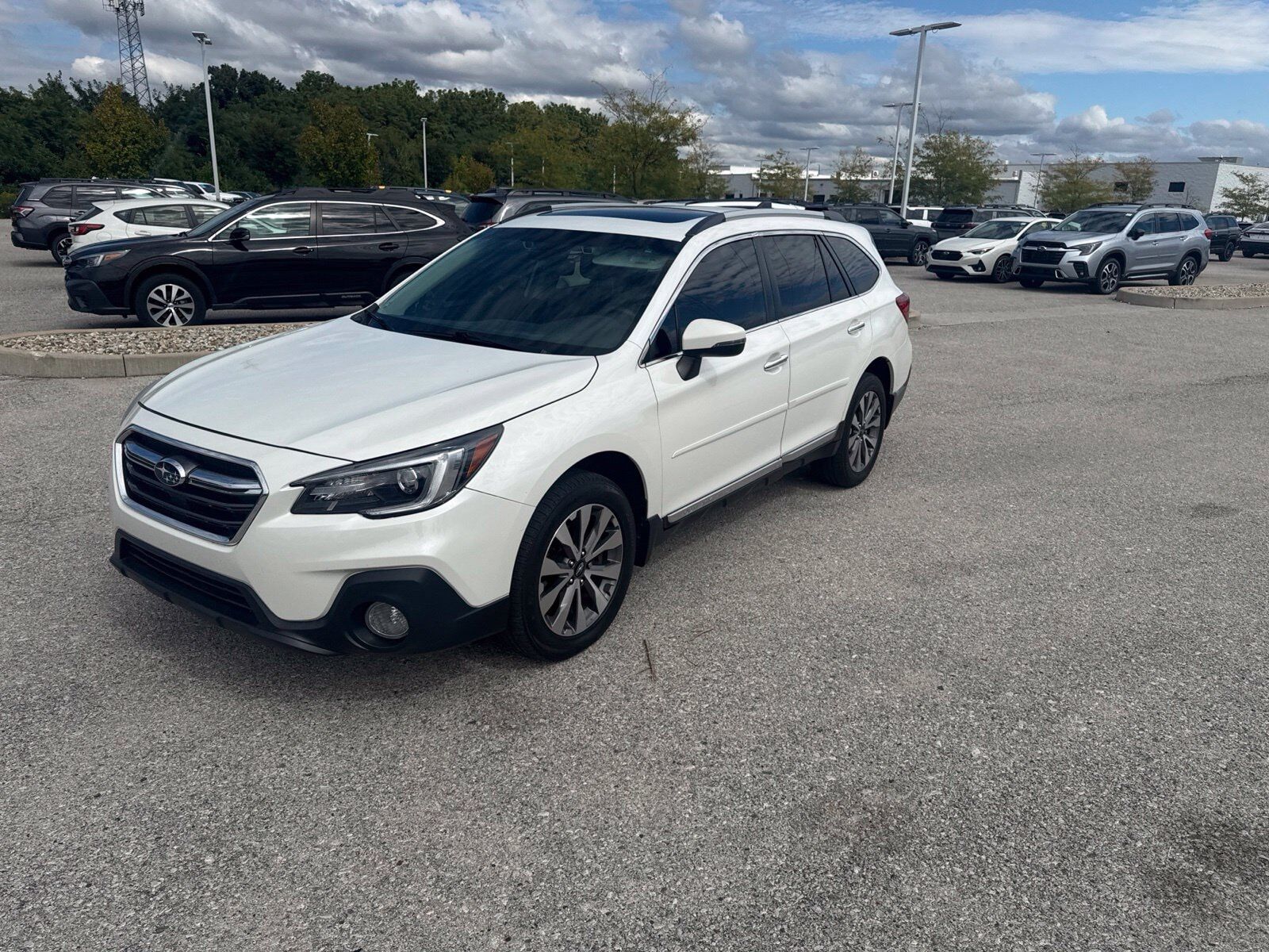 2019 SUBARU Outback