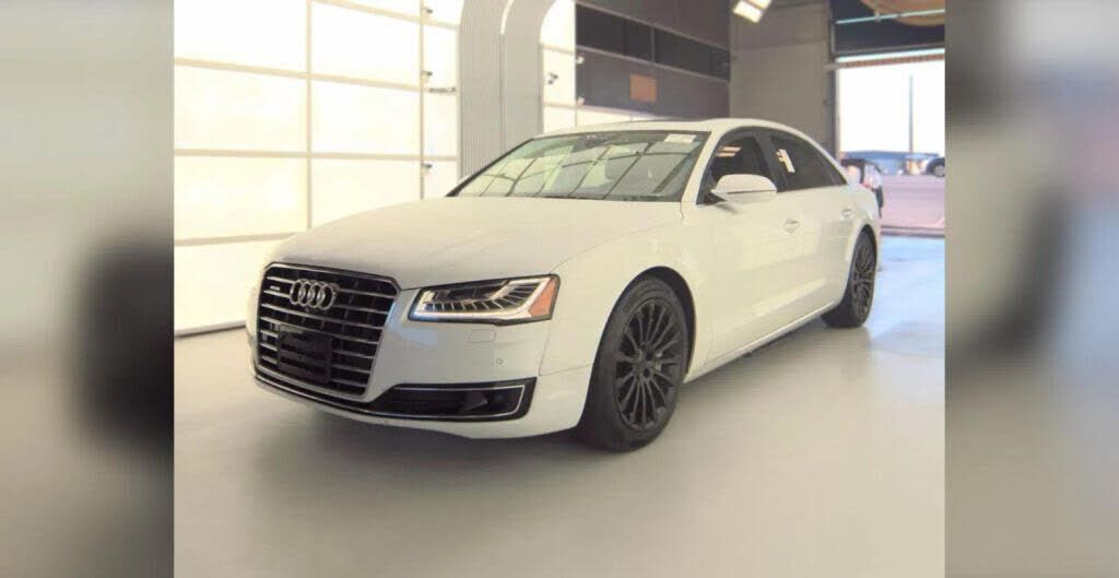 2015 AUDI A8