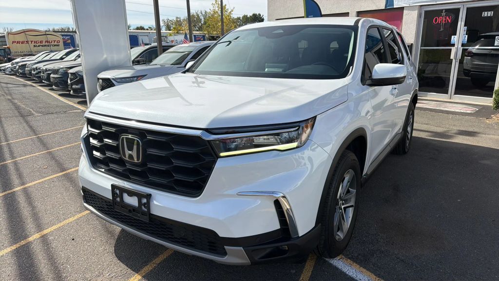 2025 HONDA Pilot