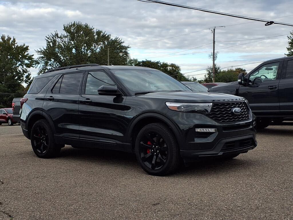 2023 FORD Explorer