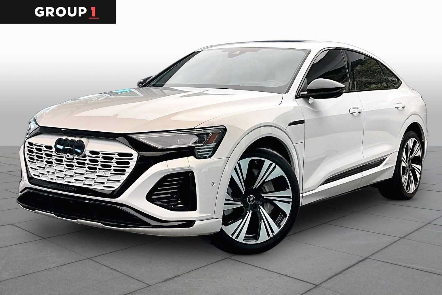 2024 AUDI Q8