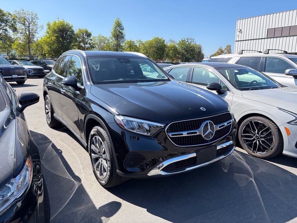 2023 Mercedes-Benz GLC-Class