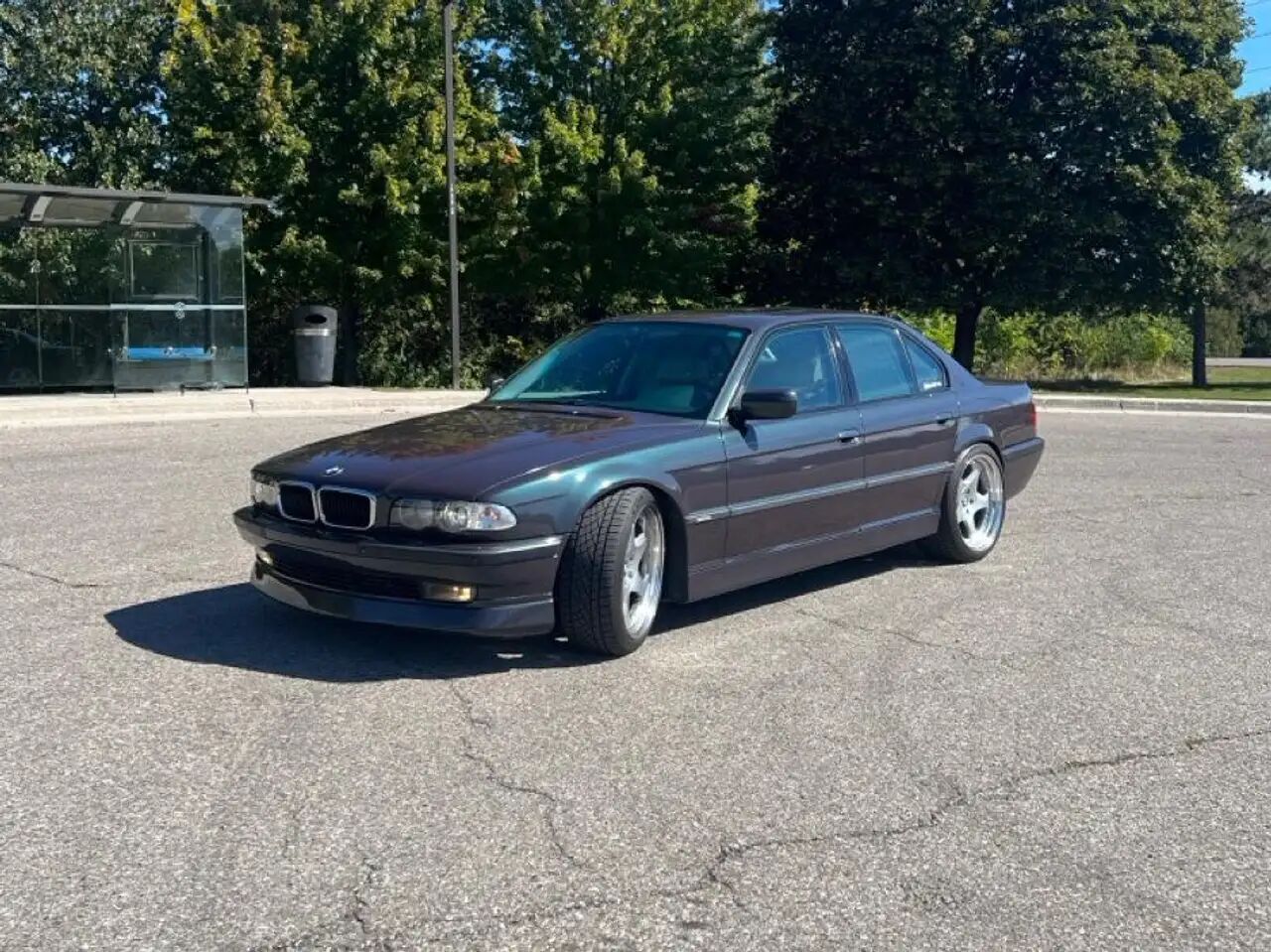 2001 BMW 740i