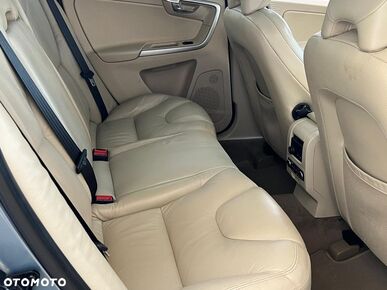 2016 VOLVO V60 - VIN Decoder
