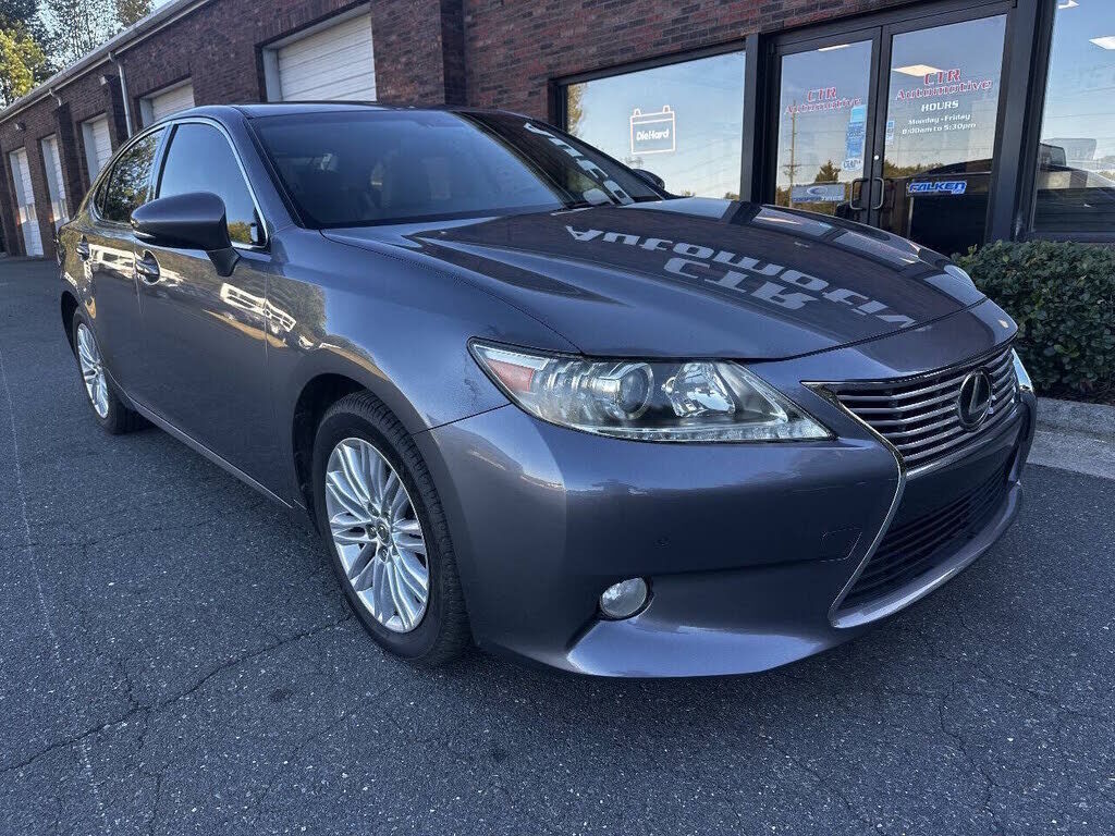 2013 Lexus ES